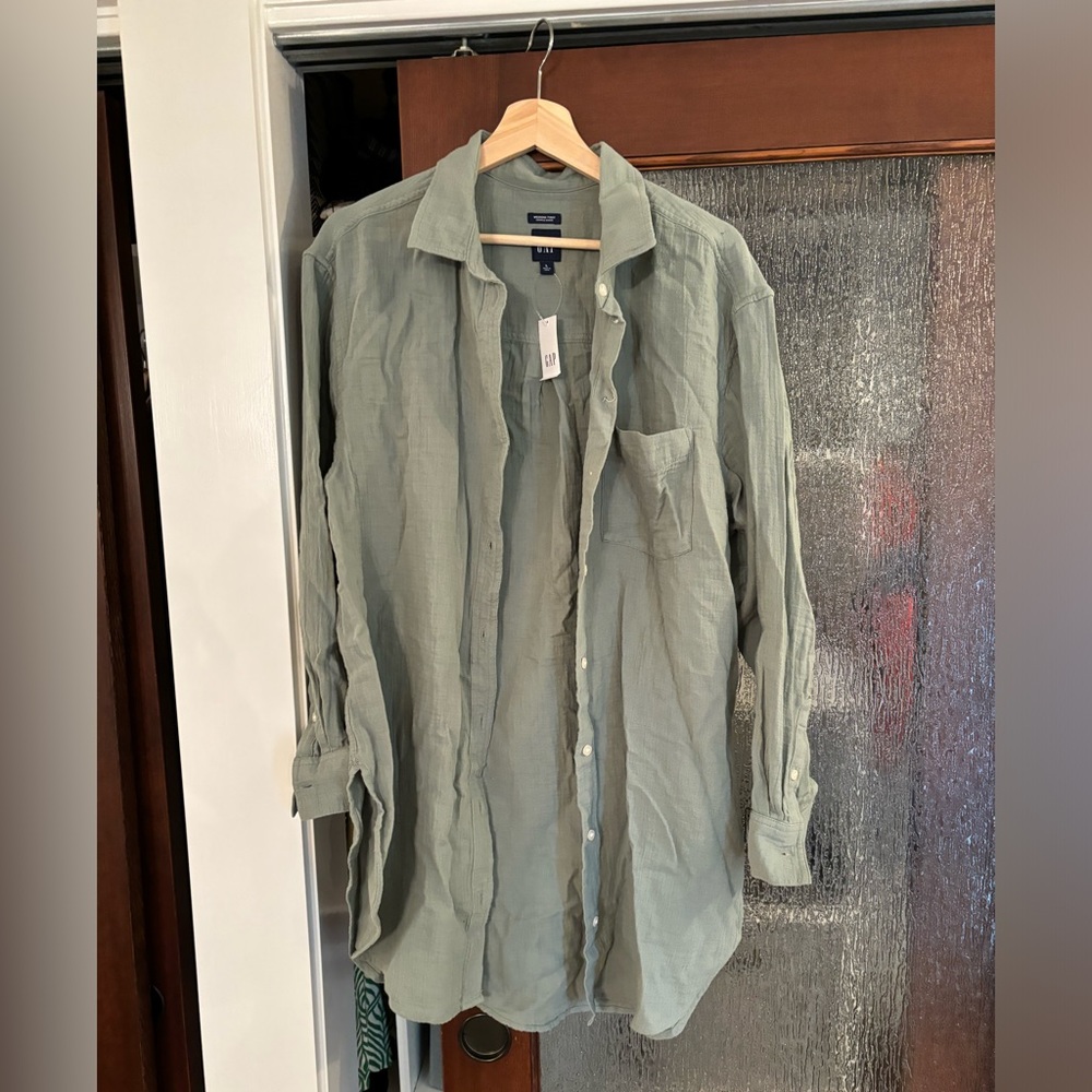 GAP gauze weekend tunic. Large. Sage. Brand new. Never worn.